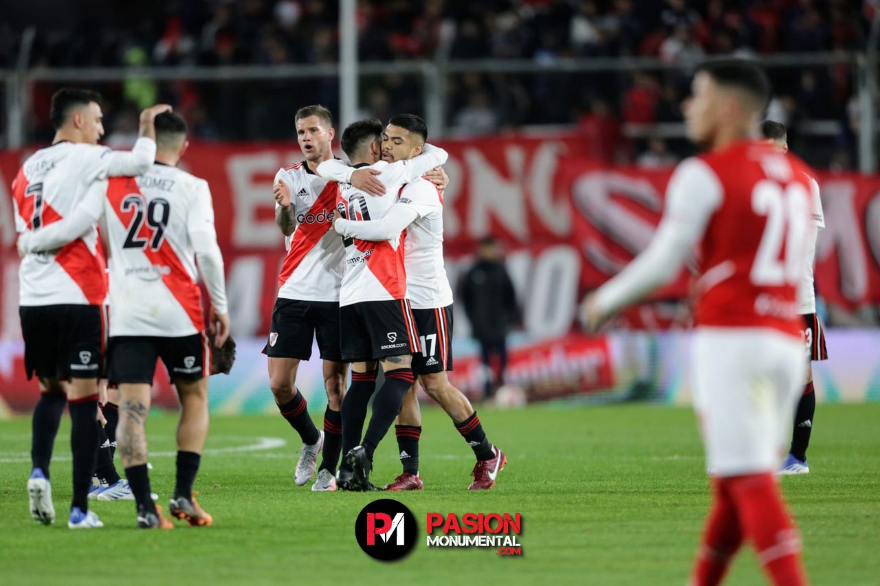 La mejores fotos del triunfo ante Independiente por la Liga Profesional de Fútbol! billede Foto billede